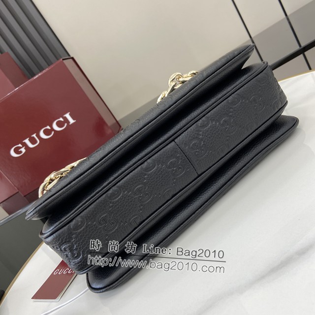 Gucci專櫃古馳最新款Emblem系列小號肩背包鏈條斜挎包 jh2066型號：815263